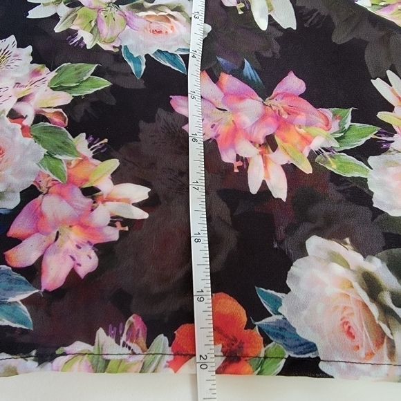 INC Sheer Floral Blouse with Ruffled Sleeve Size Medium - Picture 8 of 9